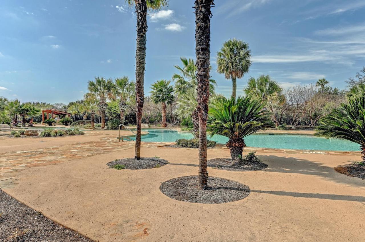 Stylish Corner Condo With Incredible Views Of Lake Lbj With Large Outdoor Patio Horseshoe Bay Dış mekan fotoğraf